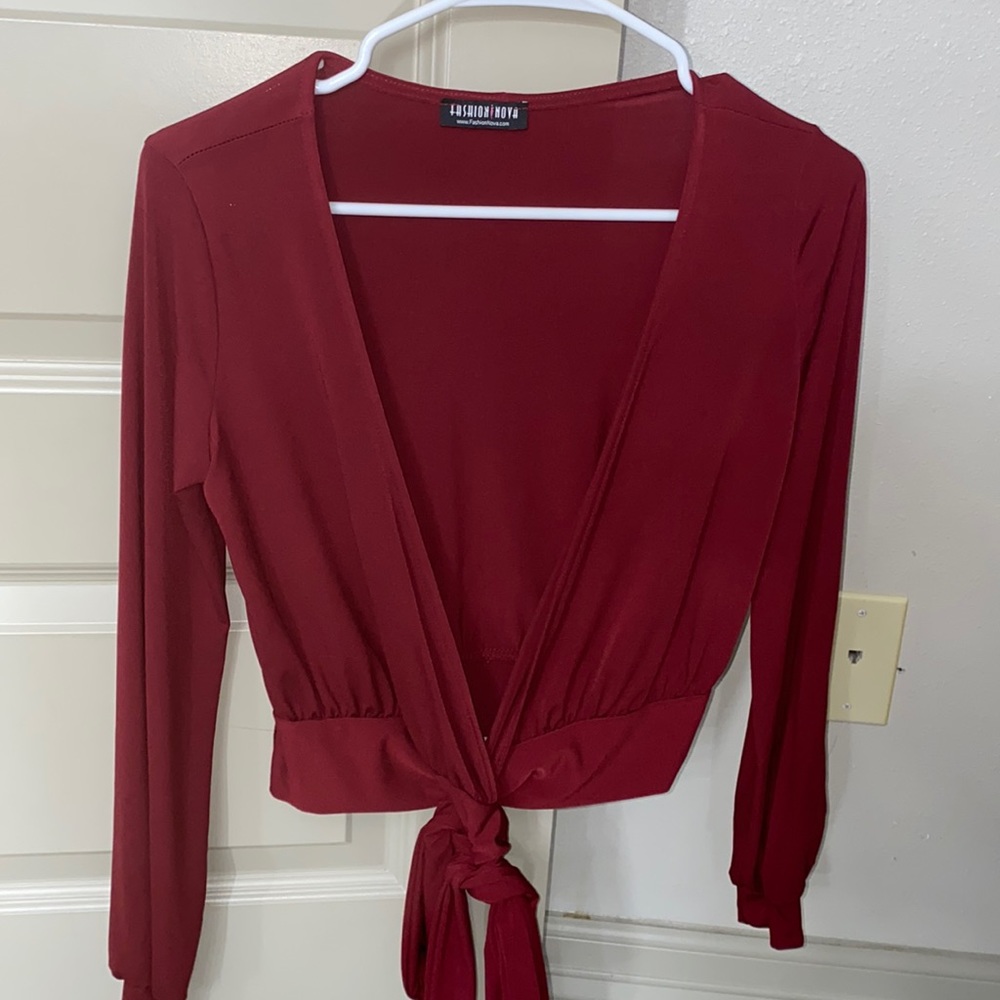 Fashion nova dressy crop top